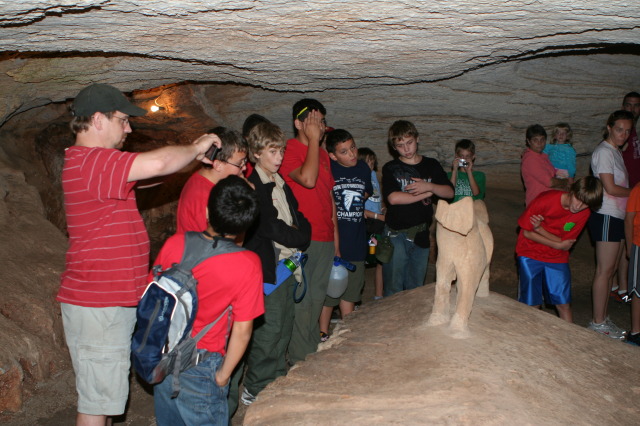 2011/10(October)/Troop214-Canyon-of-the-Eagles/640x480_2011-10-22-Troop214-Longhorn-Caverns-17.JPG