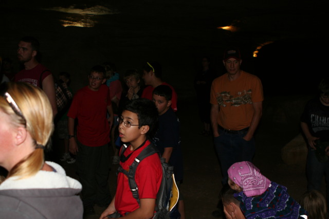 2011/10(October)/Troop214-Canyon-of-the-Eagles/640x480_2011-10-22-Troop214-Longhorn-Caverns-19.JPG