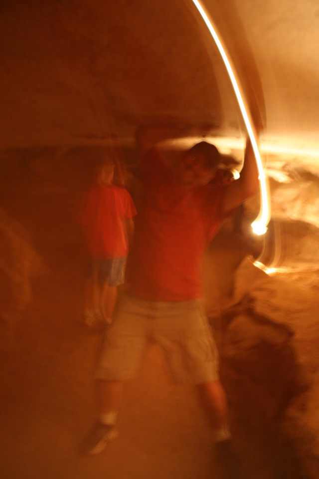 2011/10(October)/Troop214-Canyon-of-the-Eagles/640x480_2011-10-22-Troop214-Longhorn-Caverns-23.JPG