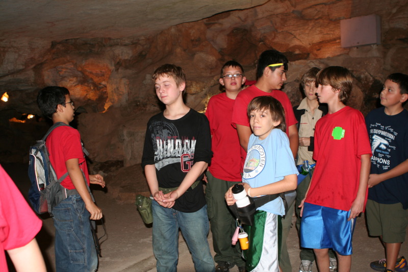 2011/10(October)/Troop214-Canyon-of-the-Eagles/800x600_2011-10-22-Troop214-Longhorn-Caverns-13.JPG
