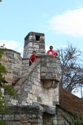 2011-10-22-Troop214-Longhorn-Caverns-05.JPG