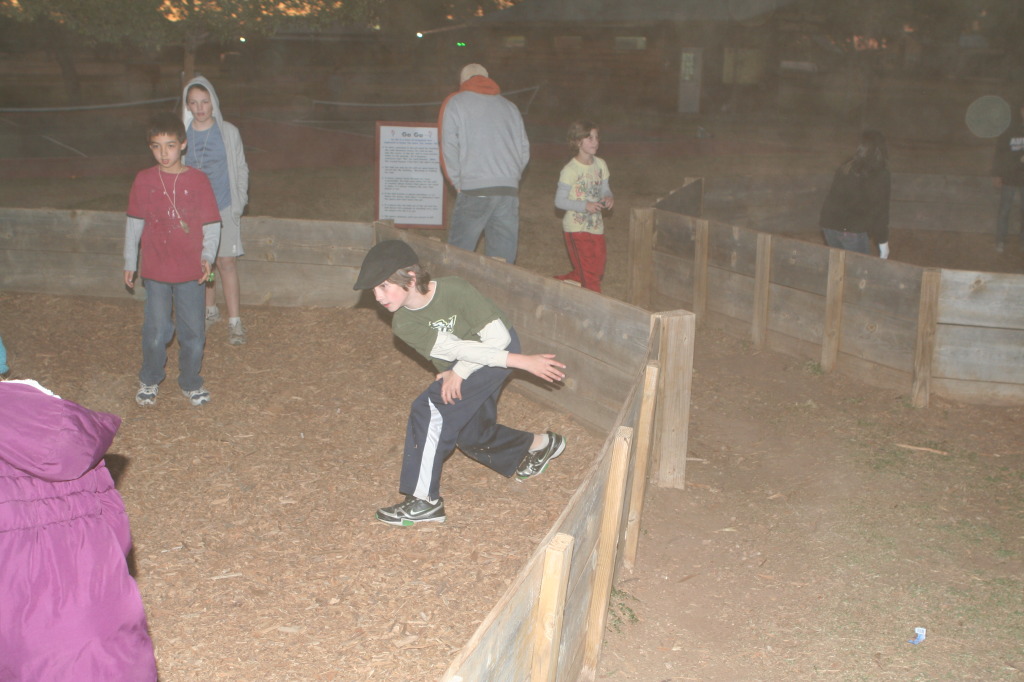 2011/11(November)/Best-of-2011-Camp-Champions-NYOS/1024x768_2011-11-10-Outdoor-School-113-Dax.JPG