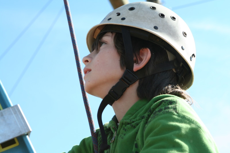 2011/11(November)/Best-of-2011-Camp-Champions-NYOS/800x600_2011-11-11-Outdoor-School-084-Dax-GOOD.JPG