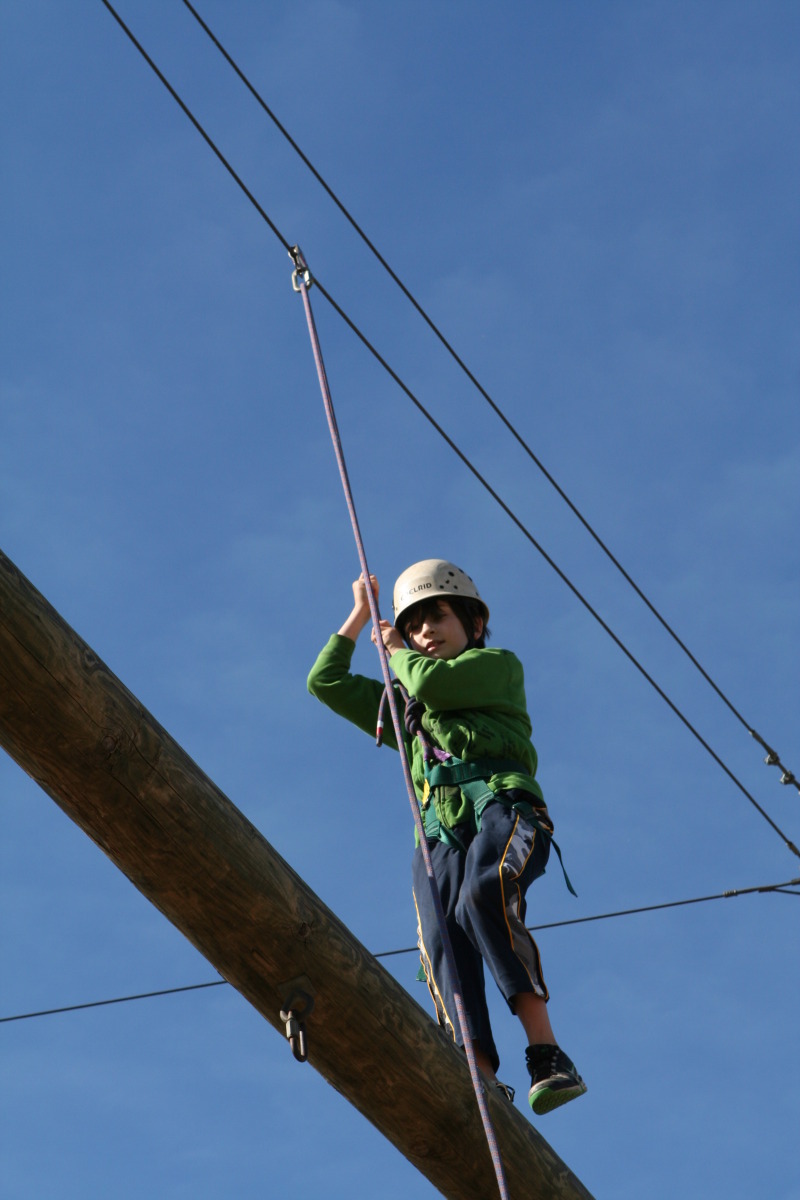 2011/11(November)/Best-of-2011-Camp-Champions-NYOS/800x600_2011-11-11-Outdoor-School-097-Dax.JPG