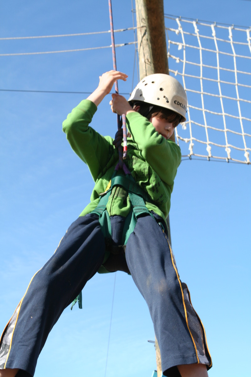 2011/11(November)/Best-of-2011-Camp-Champions-NYOS/800x600_2011-11-11-Outdoor-School-107-Dax.JPG