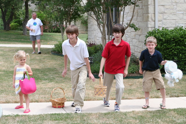 2011-04-24-Easter-05-Sydney-Jim-Chance-Dax-Ian-GOOD.jpg