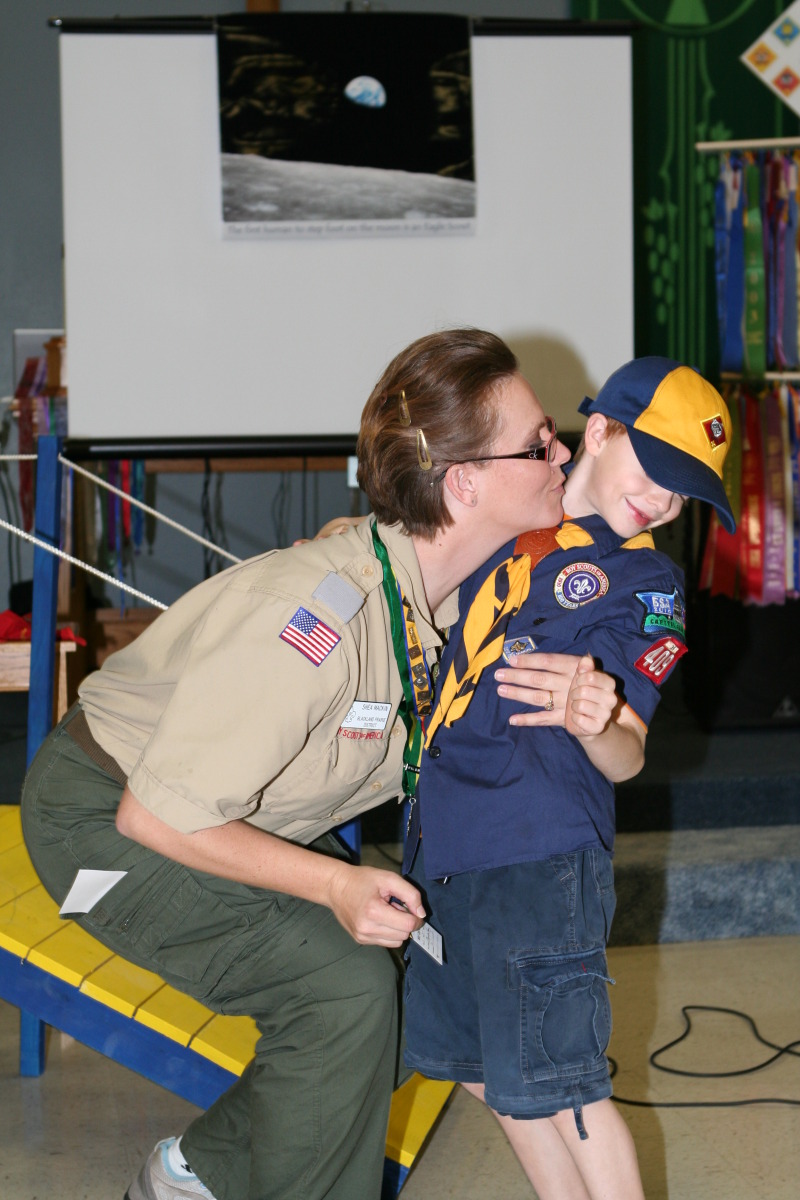 2011-02-02-Pack409-Blue-n-Gold-54-Shea-Mackins-Dont-Kiss-Me-Mom-GOOD.JPG