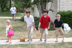 2011-04-24-Easter-05-Sydney-Jim-Chance-Dax-Ian-GOOD.jpg
