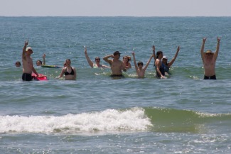 2011-07-07-Port-Aransas-29-Travis-Suzi-Brittney-Marci-Ben-McKenzie-Dax-Kiffin-Kavita-Doug-GOOD.jpg