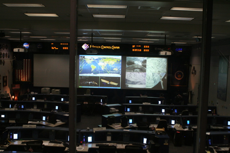 2012/03(March)/Pack409-NASA/800x600_2012-03-04-Pack409-NASA-30-Mission-Control-Center.JPG