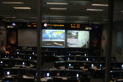 2012-03-04-Pack409-NASA-30-Mission-Control-Center.JPG