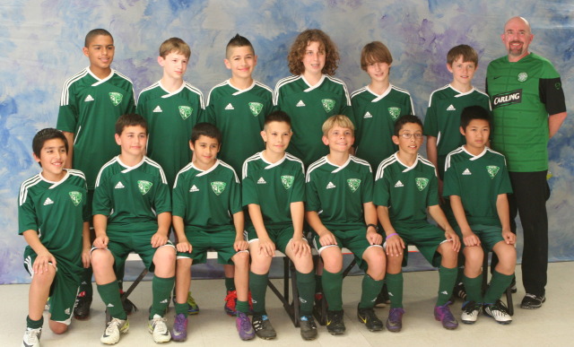 2012/03(March)/Soccer-picture-day/640x480_2012-03-24-The-Crew-Soccer-Team-04.jpg