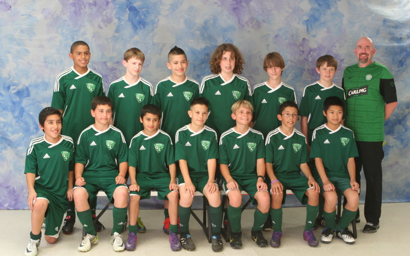 2012/03(March)/Soccer-picture-day/800x600_2012-03-24-The-Crew-Soccer-Team-02.jpg