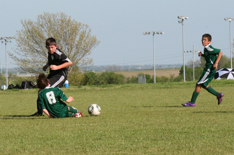 2012/03(March)/Soccer-picture-day/800x600_2012-03-24-The-Crew-Soccer-Team-09.jpg