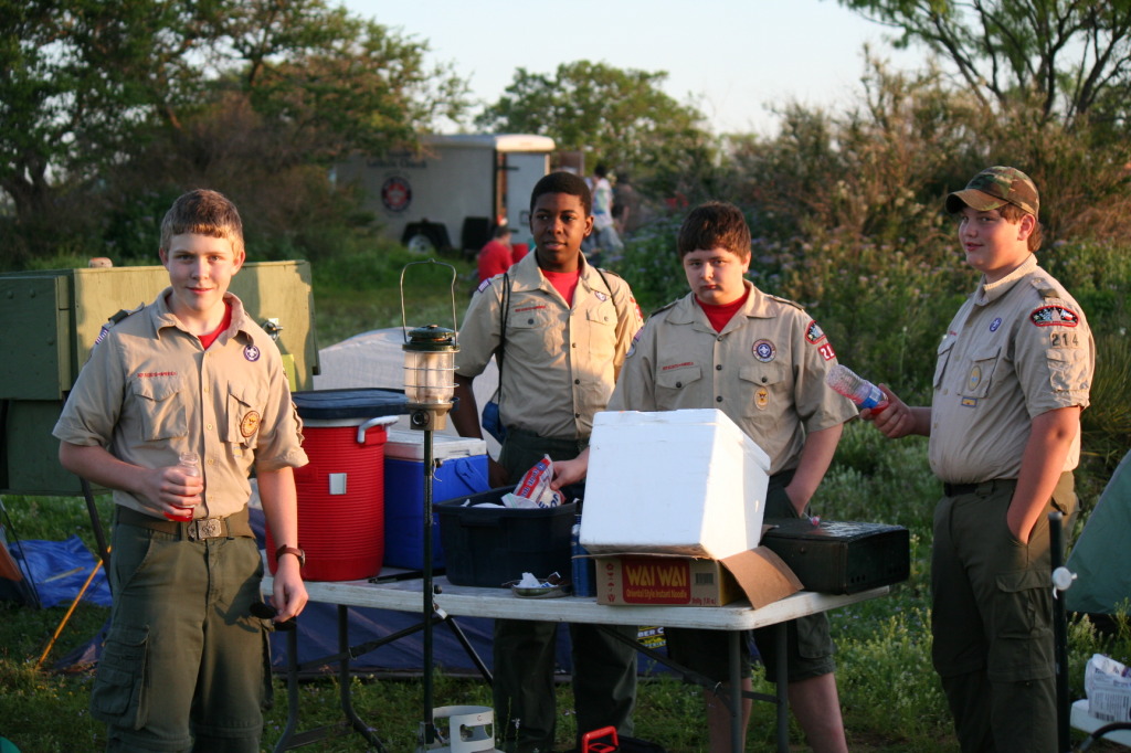 2012/03(March)/Troop214-District-Camporee-OA-tap-out/1024x768_2012-03-31-Troop214-District-Camporee-Wolf-Mountain-03-Nick-Justin-Zach-Carson.JPG