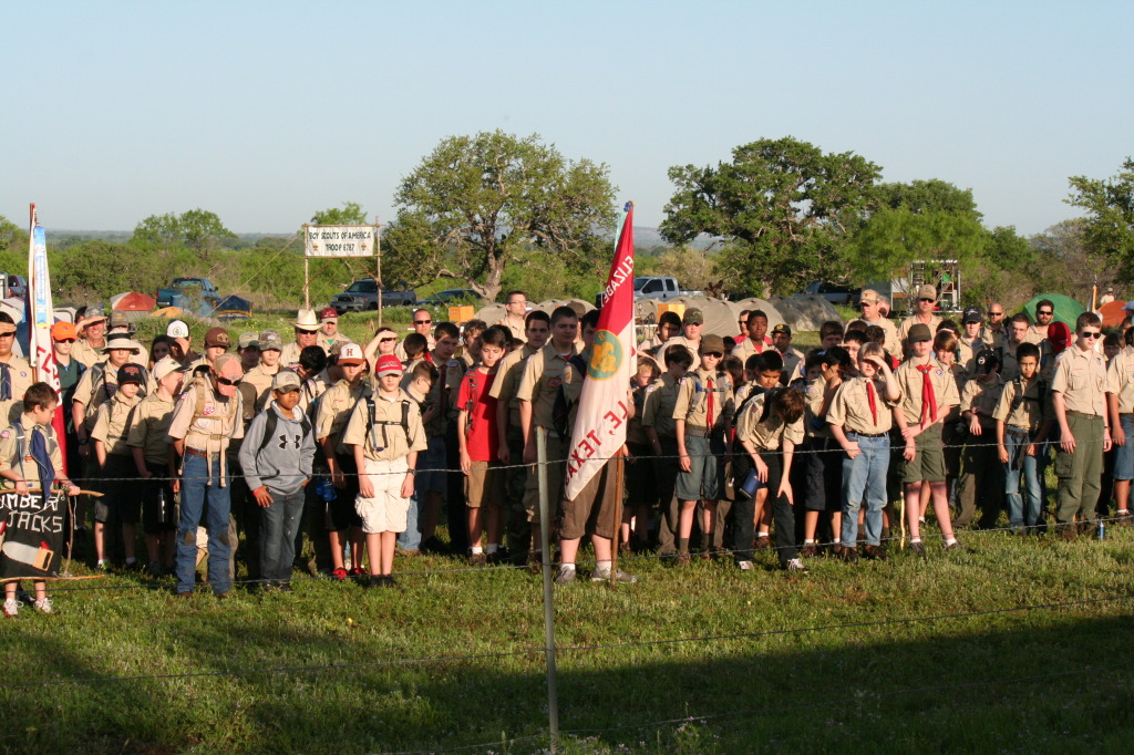 2012/03(March)/Troop214-District-Camporee-OA-tap-out/1024x768_2012-03-31-Troop214-District-Camporee-Wolf-Mountain-12-Opening-Flag-ceremony.JPG