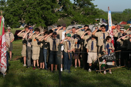 2012-03-31-Troop214-District-Camporee-Wolf-Mountain-16-Opening-Flag-ceremony-salute.JPG