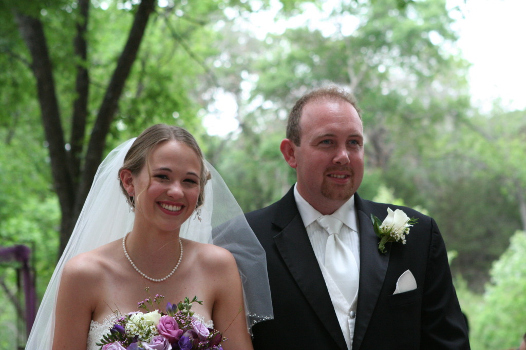 2012/04(April)/Briana-Seeley-Trey-Chapman-Wedding/1024x768_2012-04-14-Briana-Trey-Chapman-wedding-33.JPG