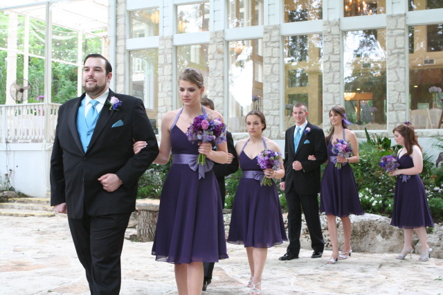 2012/04(April)/Briana-Seeley-Trey-Chapman-Wedding/640x480_2012-04-14-Briana-Trey-Chapman-wedding-10-Courtney.JPG
