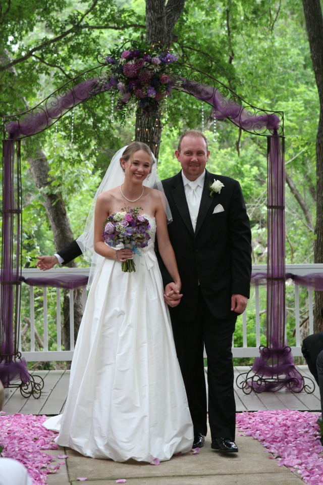 2012/04(April)/Briana-Seeley-Trey-Chapman-Wedding/640x480_2012-04-14-Briana-Trey-Chapman-wedding-32.JPG