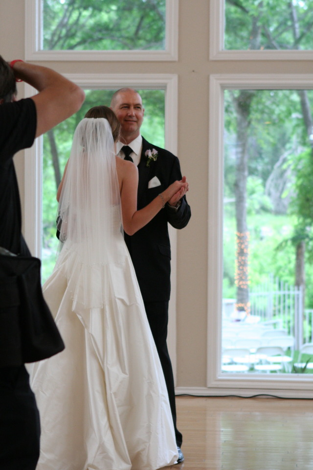 2012/04(April)/Briana-Seeley-Trey-Chapman-Wedding/640x480_2012-04-14-Briana-Trey-Chapman-wedding-45-Mike-father-daughter-dance.JPG