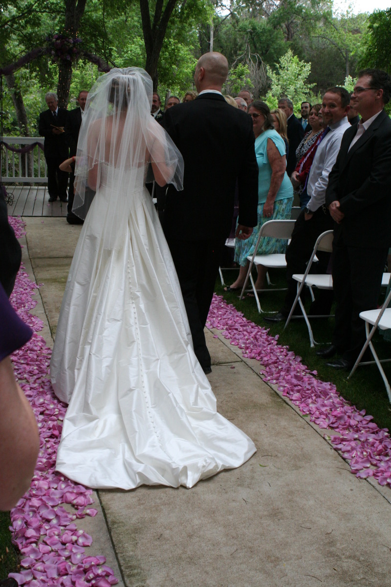 2012/04(April)/Briana-Seeley-Trey-Chapman-Wedding/800x600_2012-04-14-Briana-Trey-Chapman-wedding-23.JPG