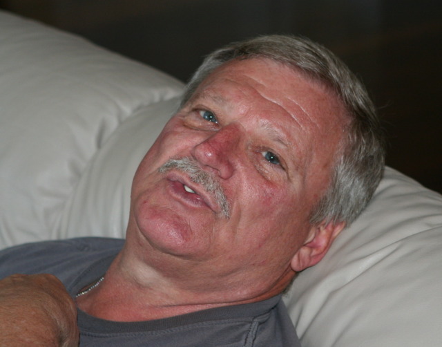 2012/04(April)/Easter/640x480_2012-04-08-Easter-01-Jim.jpg