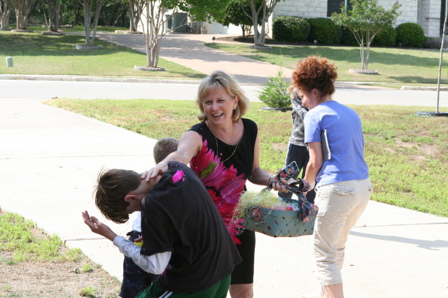2012/04(April)/Easter/640x480_2012-04-08-Easter-38-Ian-Janeen-Chance-Dax-Suzi.JPG