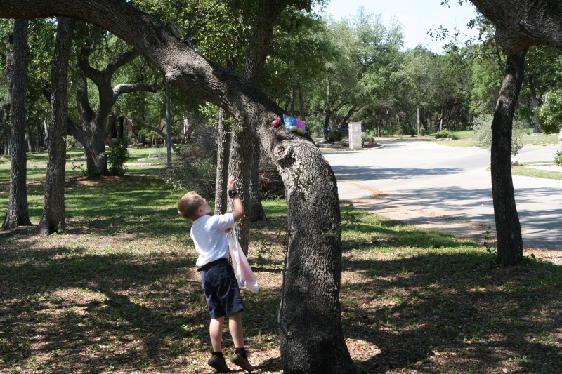 2012-04-08-Easter-07-Ian.JPG