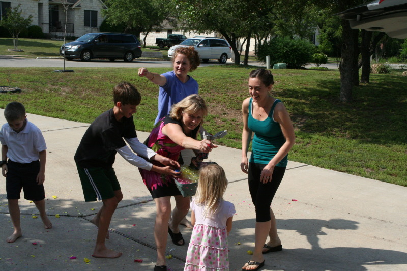 2012/04(April)/Easter/800x600_2012-04-08-Easter-57-Ian-Chance-Suzi-Janeen-Heather-Sydney.JPG