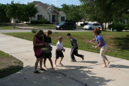 2012-04-08-Easter-48-Janeen-Chance-Ian-Dax-Suzi.JPG