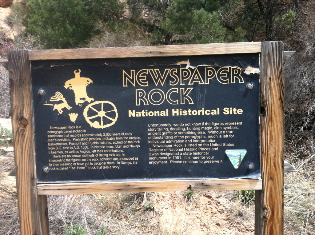 2012-04-Moab-Utah-37-Newspaper-Rock.jpg