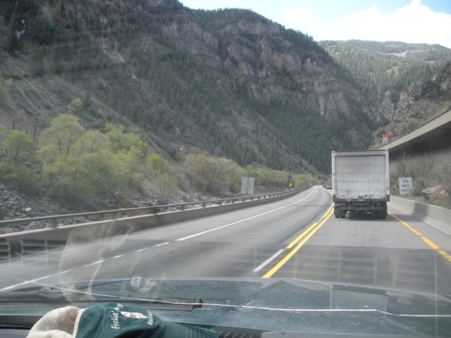 2012/04(April)/Moab/640x480_2012-04-10-Travelling-to-Moab-2.JPG