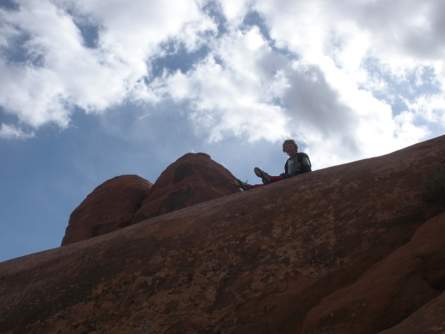 2012-04-11-Moab-UT-19-Whales-Eye-Vale.JPG