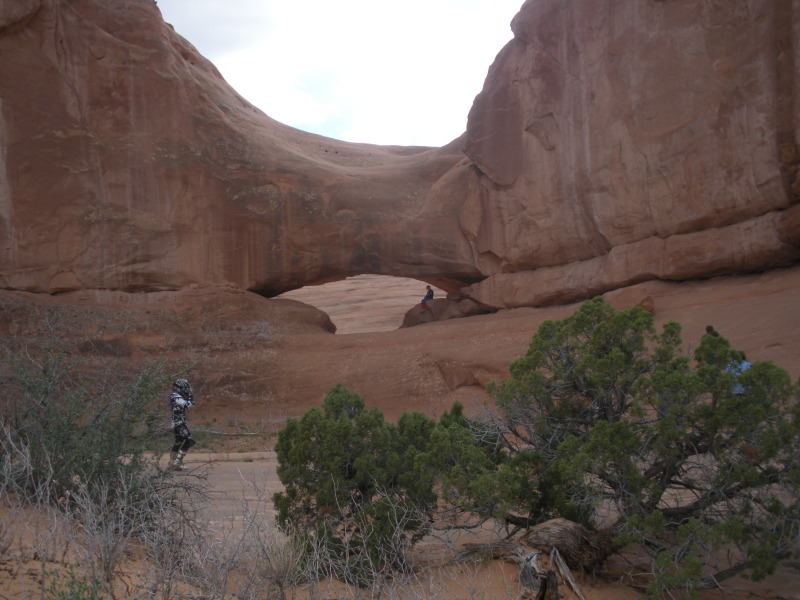 2012-04-11-Moab-UT-16-Whales-Eye.JPG