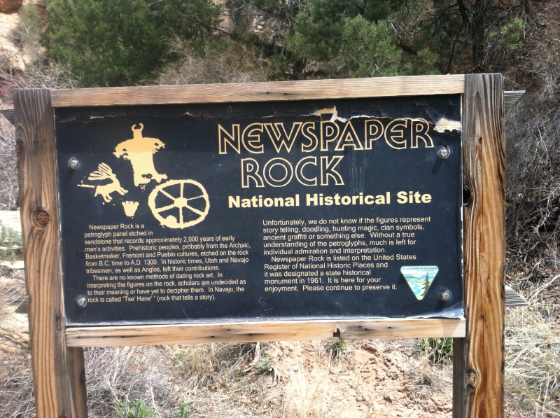 2012-04-Moab-Utah-37-Newspaper-Rock.jpg