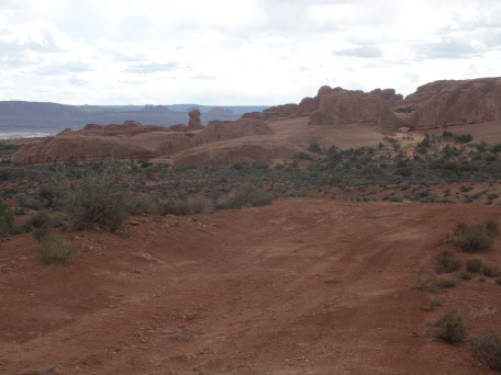 2012-04-11-Moab-UT-14-Whales-Eye.JPG
