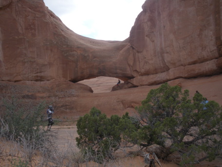 2012-04-11-Moab-UT-16-Whales-Eye.JPG