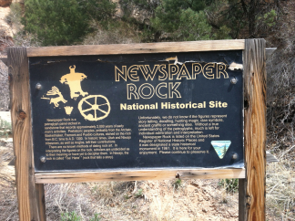 2012-04-Moab-Utah-37-Newspaper-Rock.jpg