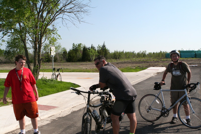 2012/04(April)/Troop214-Cycling-MB-50-miles/800x600_2012-04-01-Troop214-Cycling-Merit-Badge-50-mile-35-Johnathan-Time-Nathan.JPG