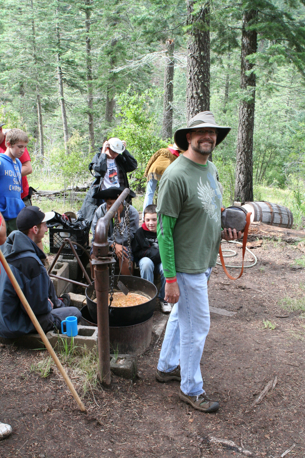 2012/07(July)/2012-07-Troop214-Camp-Wehinapay/1024x768_2012-07-Camp-Wehinapay-053-Mountain-Man-Matt.jpg