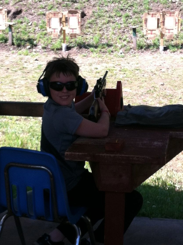 2012-07-Camp-Wehinapay-131-Andrew-rifle.jpg
