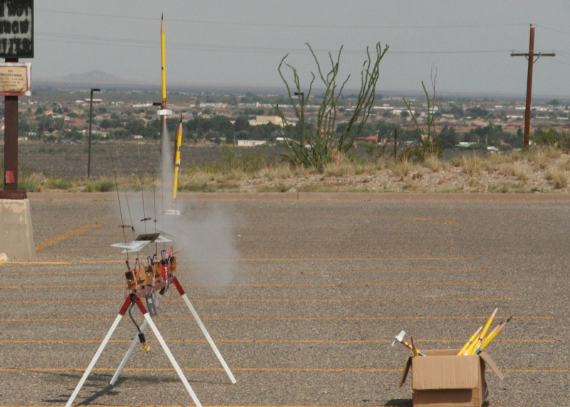 2012/07(July)/2012-07-Troop214-Camp-Wehinapay/800x600_2012-07-Camp-Wehinapay-148-Space-Museum-rocket-launch.jpg