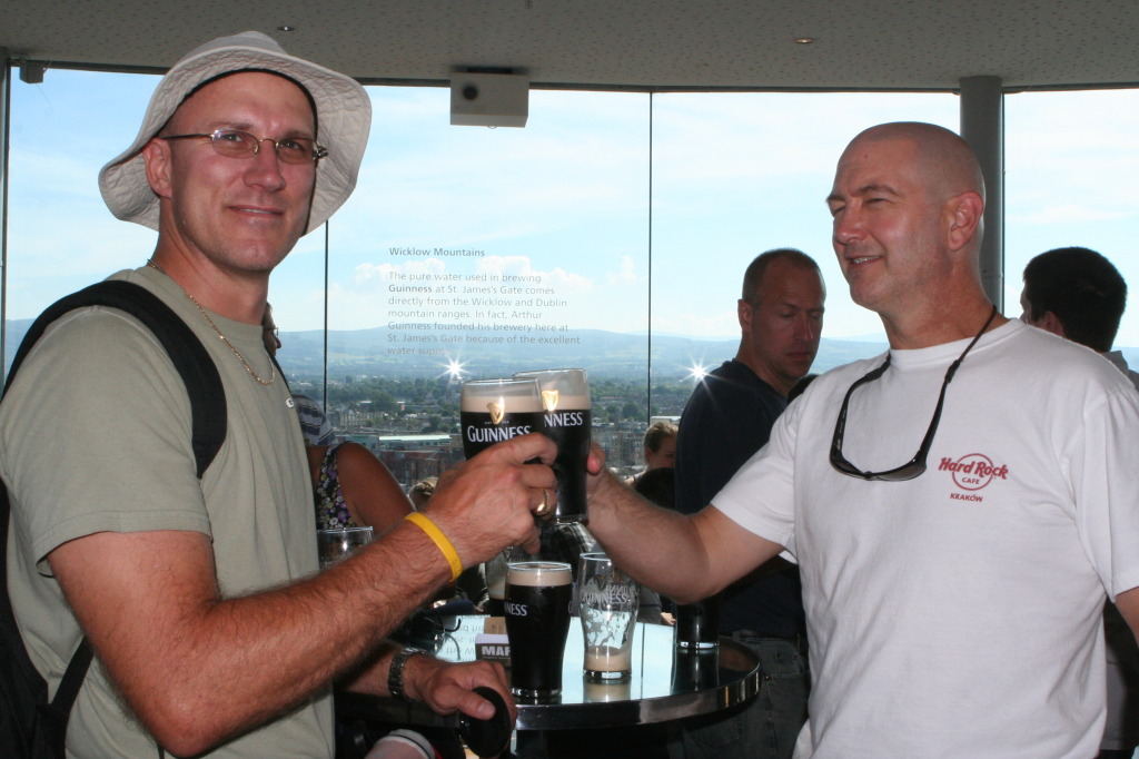 2012/08(August)/Ireland/Day1-Dublin/1024x768_2012-08-10-Ireland-Day1-Dublin-100-Travis-Mike-GOOD.JPG