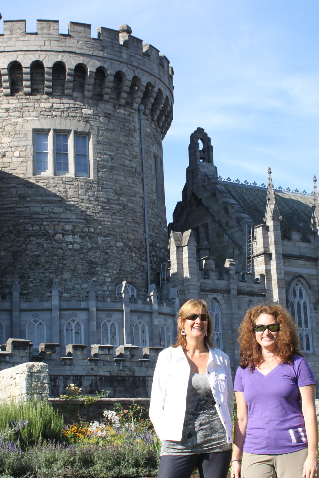 2012/08(August)/Ireland/Day1-Dublin/1024x768_2012-08-10-Ireland-Day1-Dublin-175-Carla-Suzi-GOOD.JPG