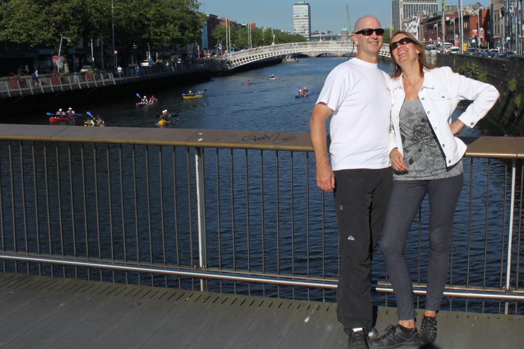 2012/08(August)/Ireland/Day1-Dublin/1024x768_2012-08-10-Ireland-Day1-Dublin-195-Mike-Carla.JPG