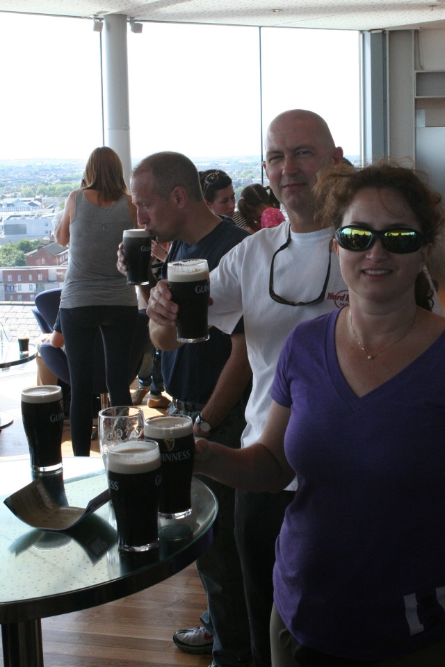 2012-08-10-Ireland-Day1-Dublin-099-Mike-Suzi.jpg