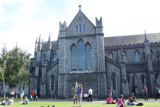 2012/08(August)/Ireland/Day1-Dublin/640x480_2012-08-10-Ireland-Day1-Dublin-139-Travis-Suzi.JPG