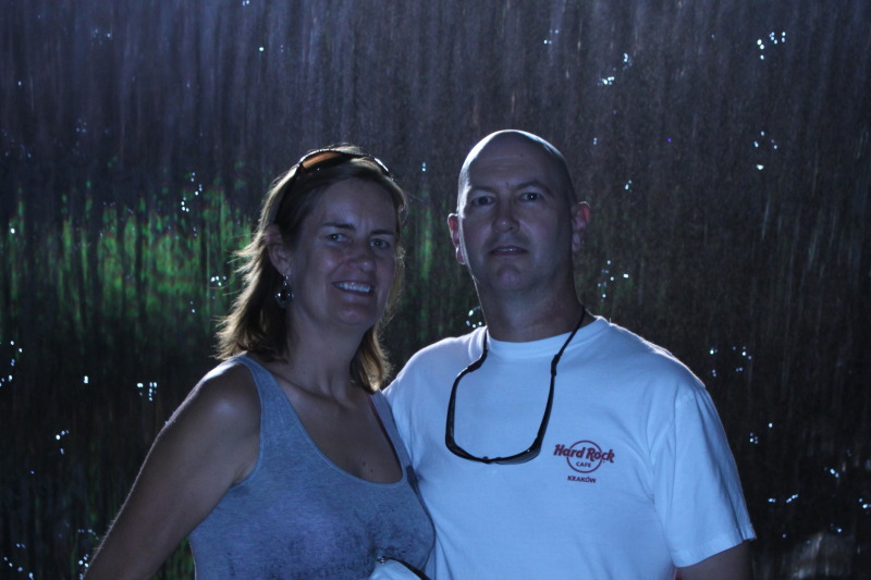 2012-08-10-Ireland-Day1-Dublin-087-Mike-Carla.jpg