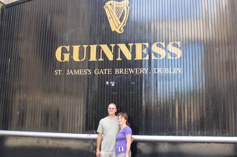 2012/08(August)/Ireland/Day1-Dublin/800x600_2012-08-10-Ireland-Day1-Dublin-121-Travis-Suzi.JPG